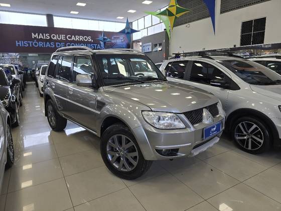 MITSUBISHI PAJERO TR4 2.0 4X2 16V 140CV FLEX 4P AUTOMÁTICO MITSUBISHI PAJERO TR4 2.0 4X2 16V 140CV FLEX 4P AUTOMÁTICO